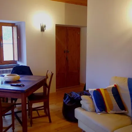 Venkovský dům Casas Do Sinhel Cha de Alvares