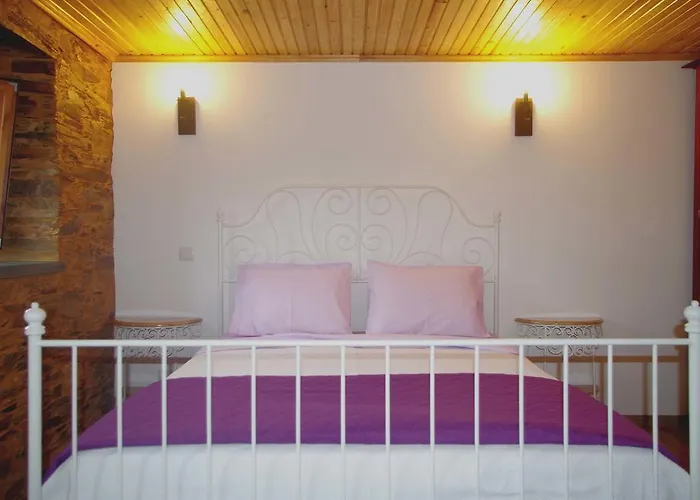 Casas Do Sinhel * Cha de Alvares